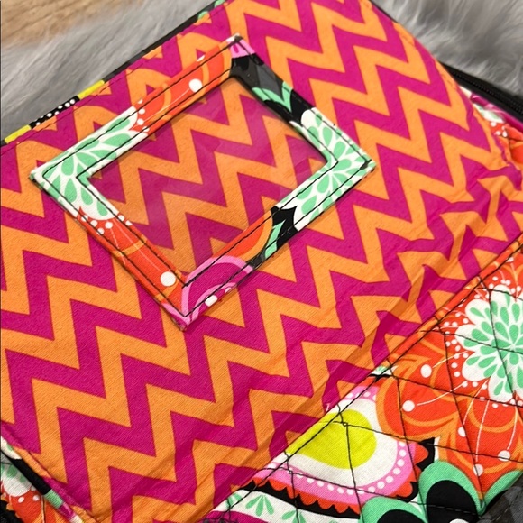 NWOT Vera Bradley Colorful Floral Backpack - Picture 3 of 6